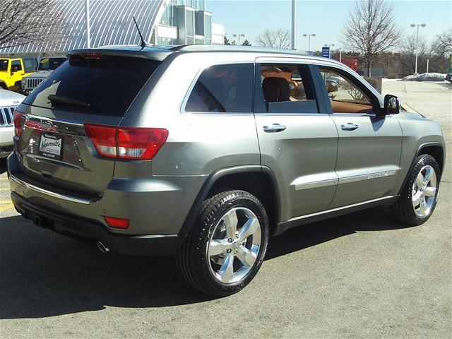 Jeep Grand Cherokee 2011 photo 2