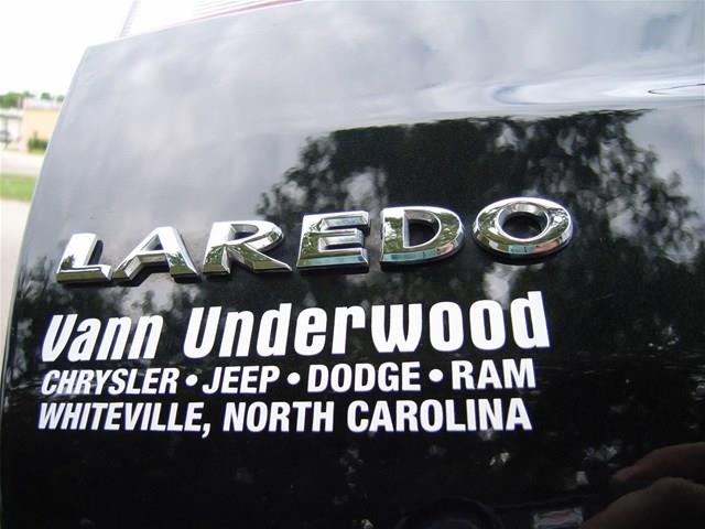 Jeep Grand Cherokee 2011 photo 1