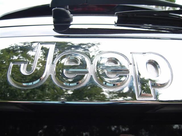 Jeep Grand Cherokee 2011 photo 2