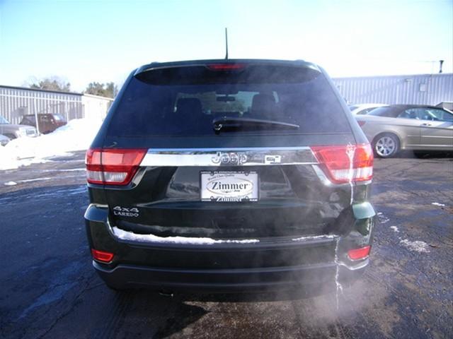Jeep Grand Cherokee 2011 photo 4