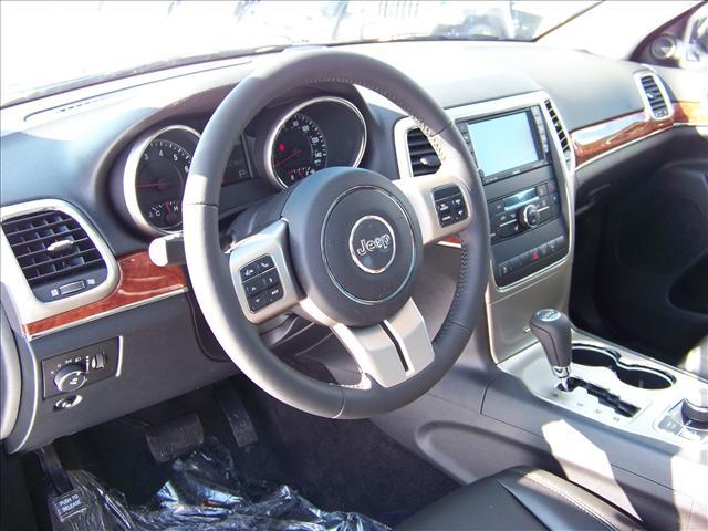 Jeep Grand Cherokee 2011 photo 3