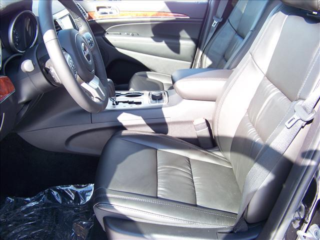Jeep Grand Cherokee 2011 photo 5