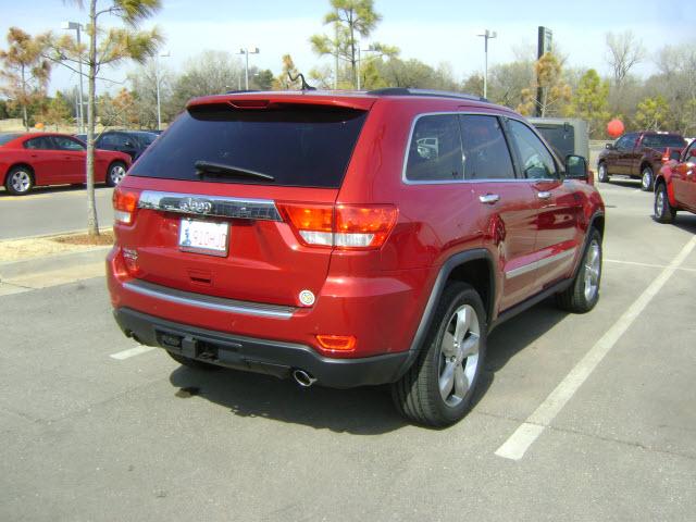 Jeep Grand Cherokee 2011 photo 2