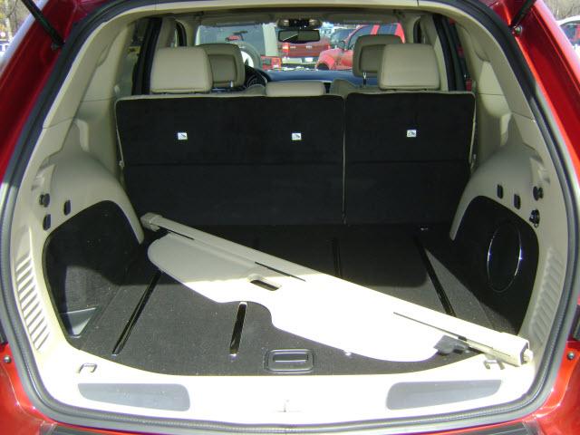 Jeep Grand Cherokee 2011 photo 4