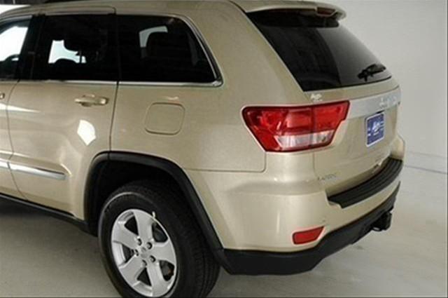 Jeep Grand Cherokee 2011 photo 4