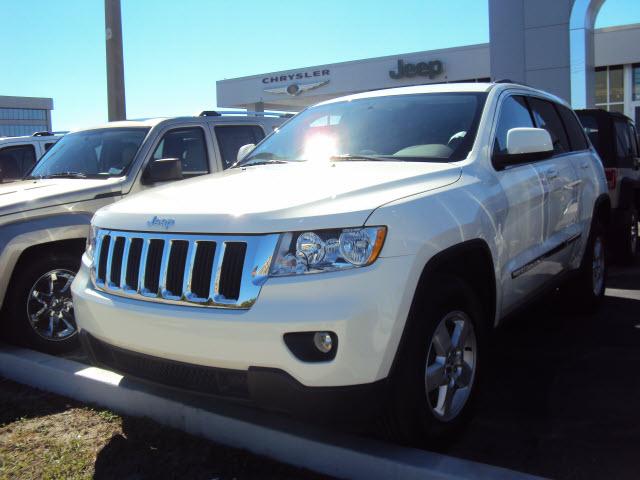 Jeep Grand Cherokee 2011 photo 1