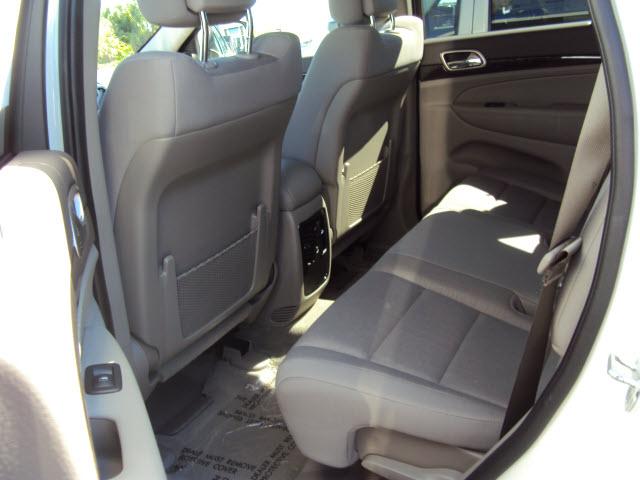 Jeep Grand Cherokee 2011 photo 4
