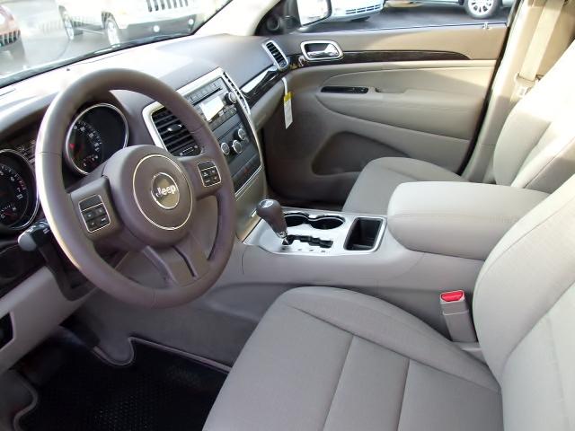 Jeep Grand Cherokee 2011 photo 5