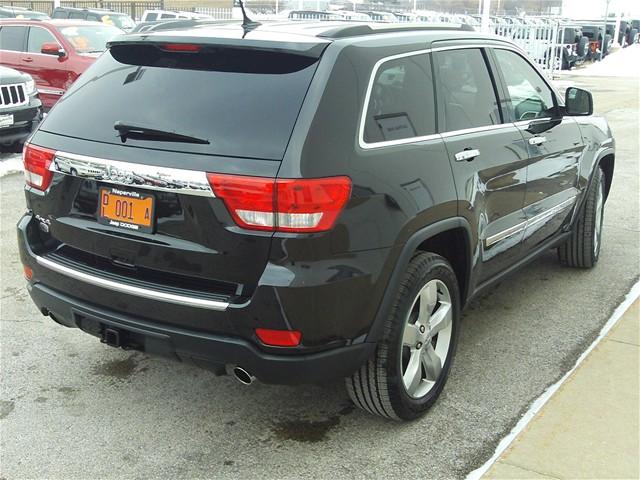 Jeep Grand Cherokee 2011 photo 4