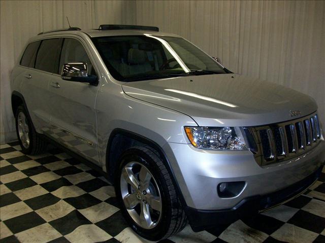 Jeep Grand Cherokee 2011 photo 2
