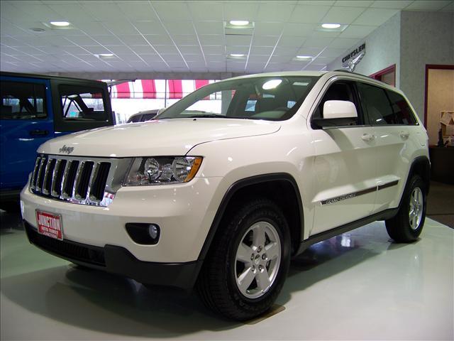 Jeep Grand Cherokee LS Sport Utility