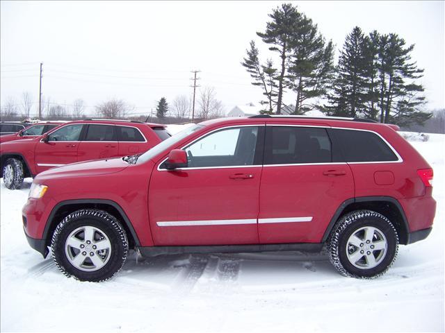 Jeep Grand Cherokee 2011 photo 1