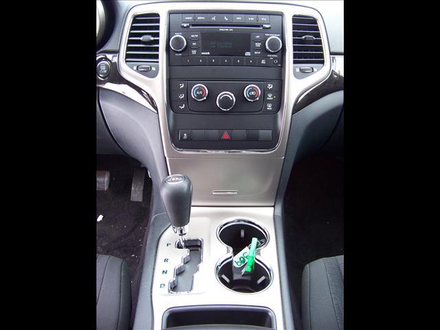 Jeep Grand Cherokee 2011 photo 4