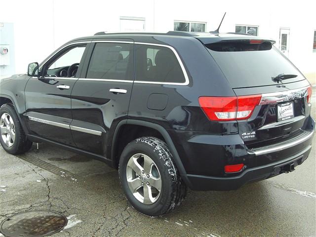 Jeep Grand Cherokee 2011 photo 2