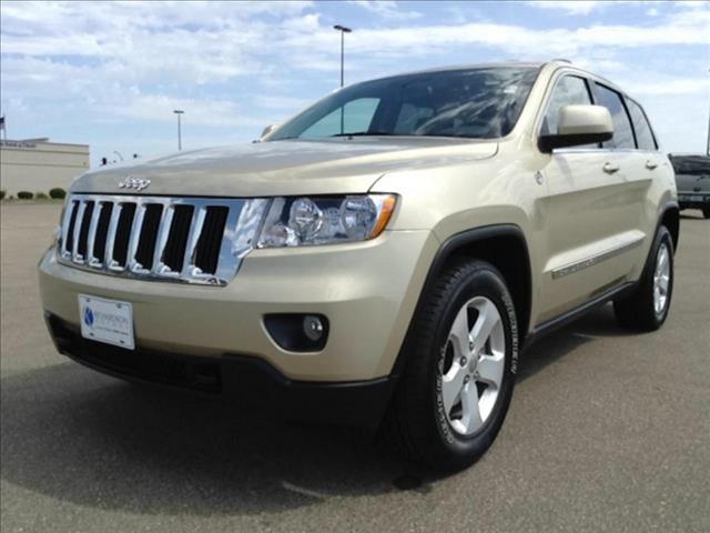 Jeep Grand Cherokee 2011 photo 1