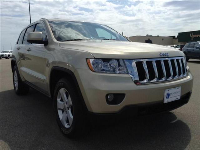 Jeep Grand Cherokee 2011 photo 4