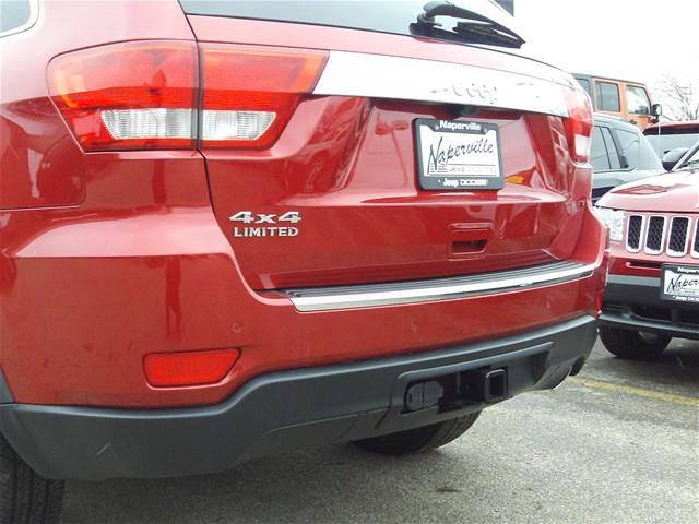 Jeep Grand Cherokee 2011 photo 3