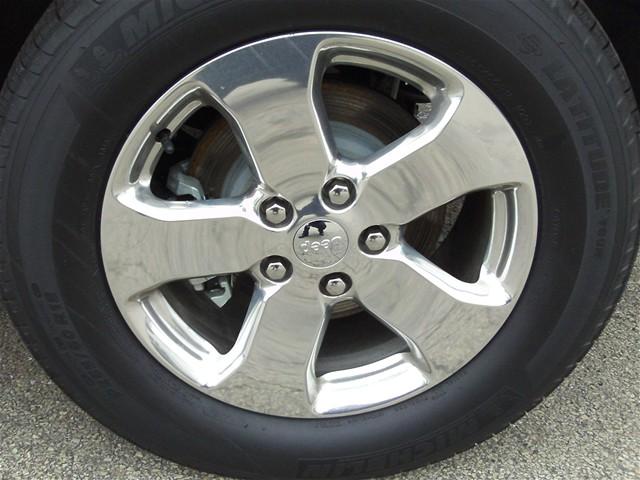 Jeep Grand Cherokee 2011 photo 5