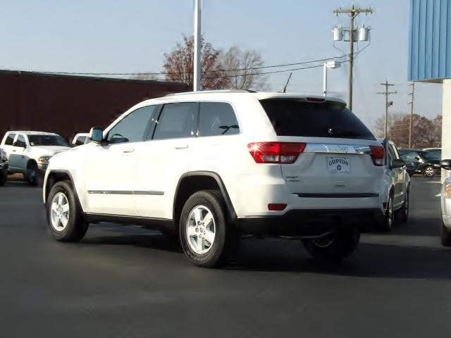 Jeep Grand Cherokee 2011 photo 3