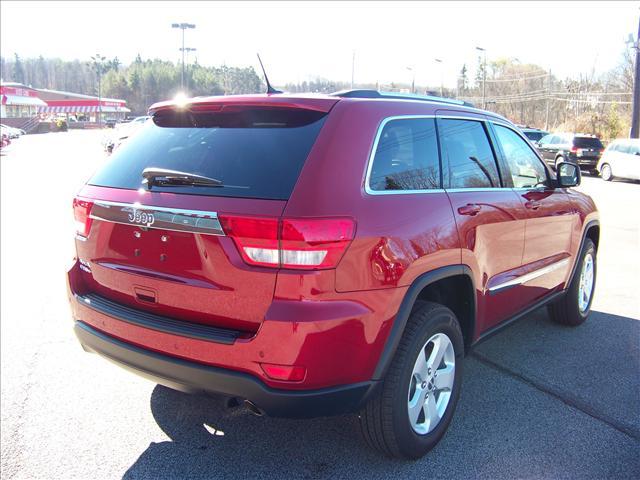 Jeep Grand Cherokee 2011 photo 2