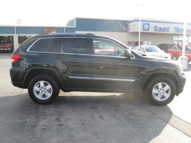 Jeep Grand Cherokee 2011 photo 2