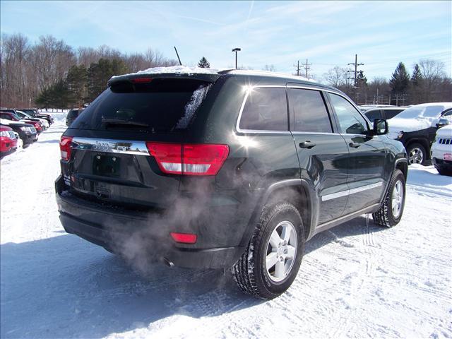 Jeep Grand Cherokee 2011 photo 2