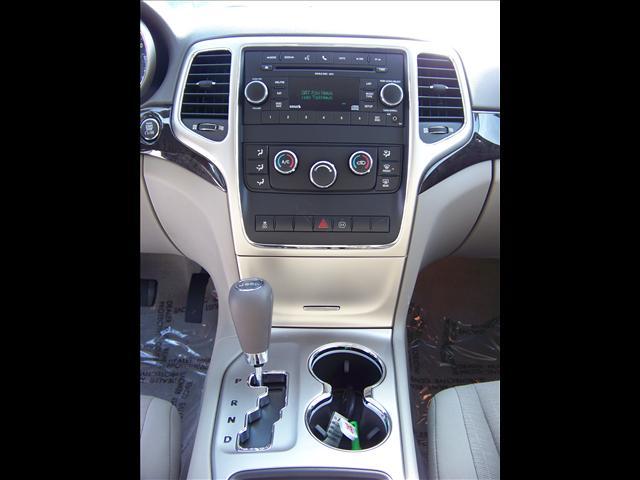 Jeep Grand Cherokee 2011 photo 4