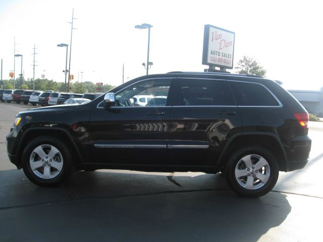 Jeep Grand Cherokee 2011 photo 2