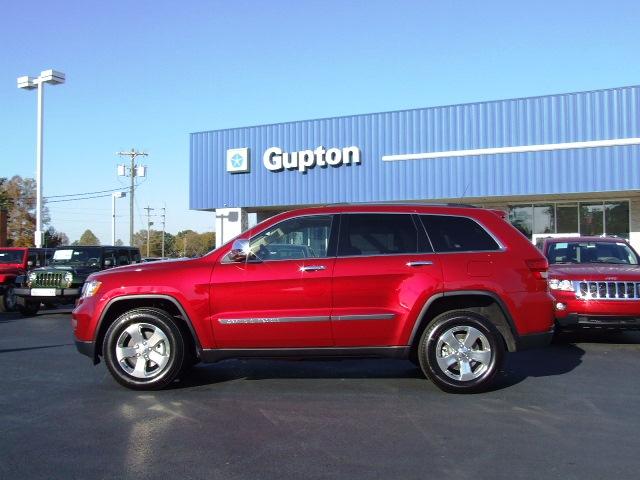 Jeep Grand Cherokee 2011 photo 2