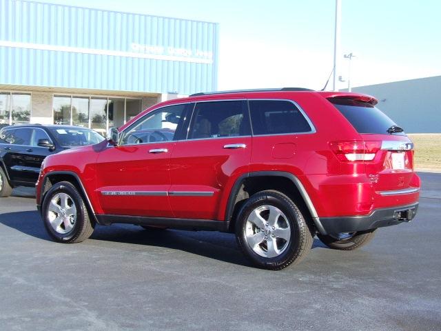 Jeep Grand Cherokee 2011 photo 3