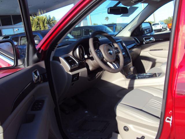 Jeep Grand Cherokee 2011 photo 4