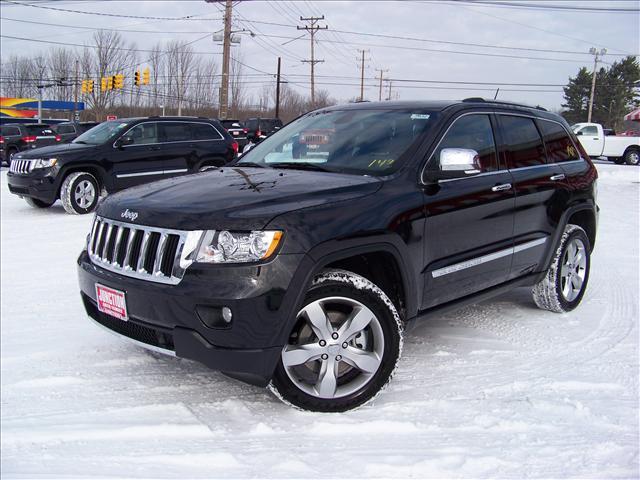 Jeep Grand Cherokee SLT 25 Sport Utility