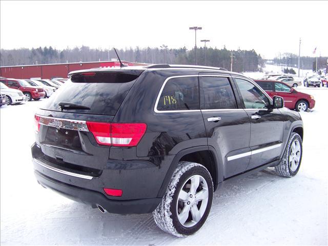 Jeep Grand Cherokee 2011 photo 2