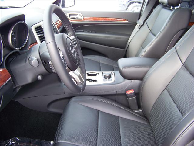 Jeep Grand Cherokee 2011 photo 5