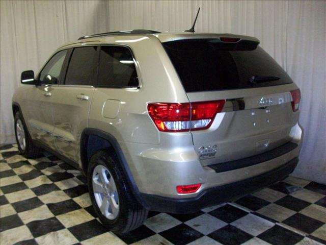 Jeep Grand Cherokee 2011 photo 3