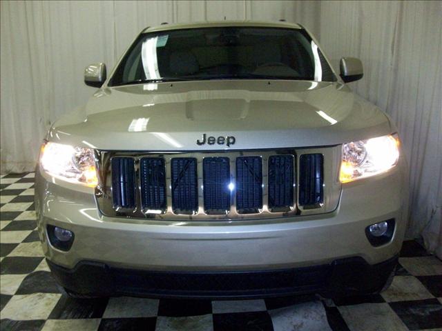 Jeep Grand Cherokee 2011 photo 4
