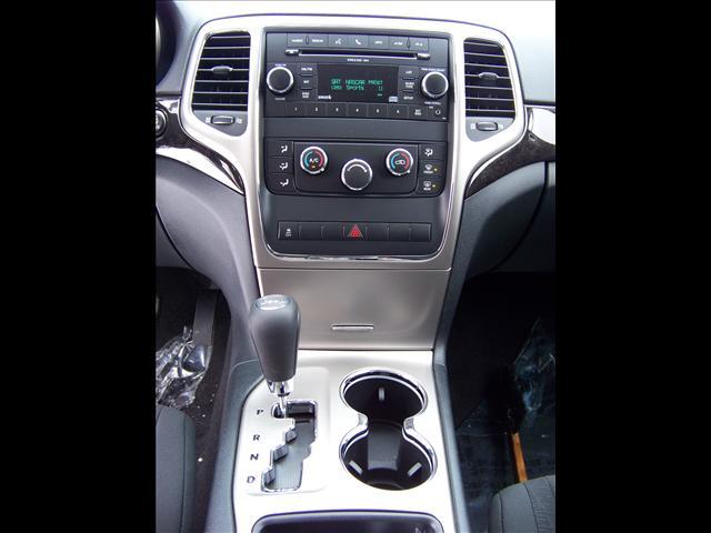 Jeep Grand Cherokee 2011 photo 5