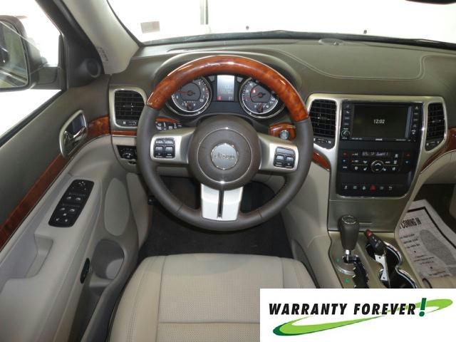Jeep Grand Cherokee 2011 photo 4