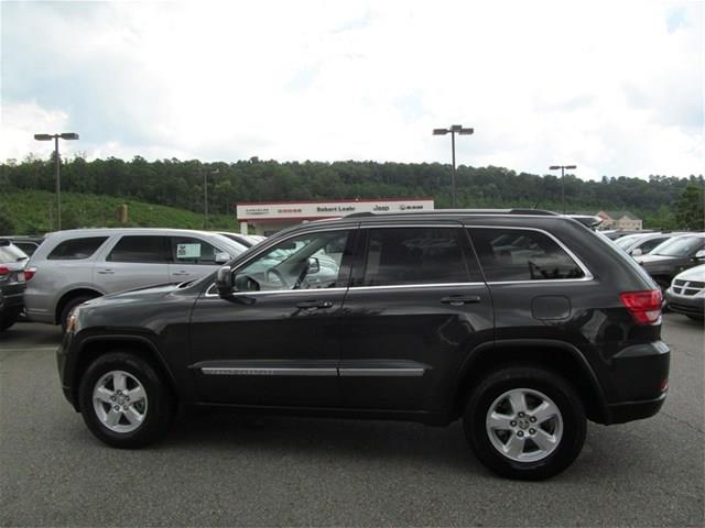 Jeep Grand Cherokee 2011 photo 4