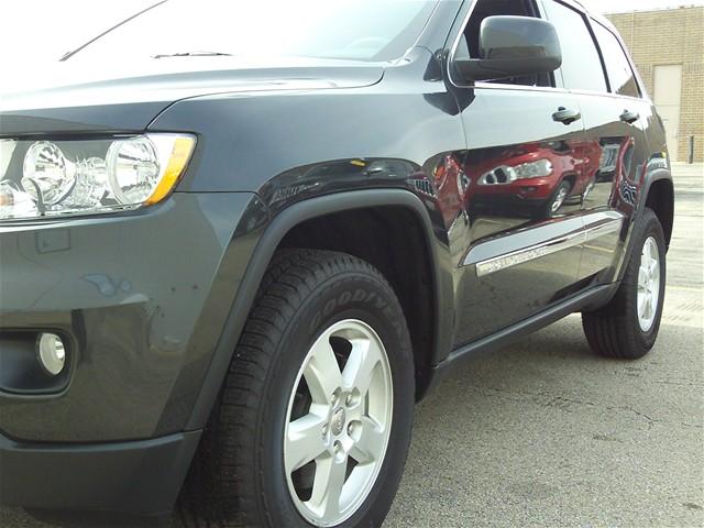 Jeep Grand Cherokee 2011 photo 3