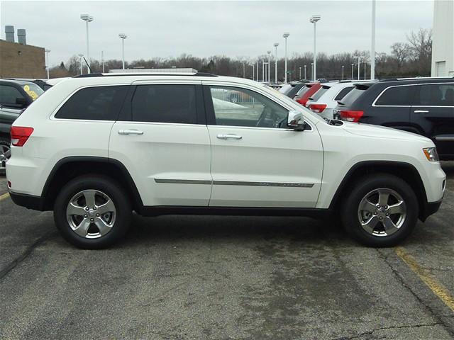 Jeep Grand Cherokee 2011 photo 2