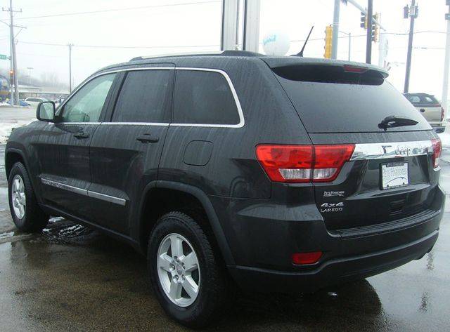 Jeep Grand Cherokee 2011 photo 3