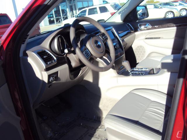 Jeep Grand Cherokee 2011 photo 4