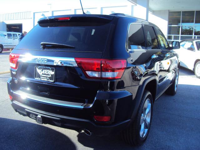 Jeep Grand Cherokee 2011 photo 1
