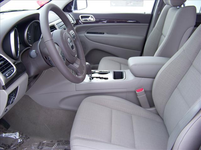 Jeep Grand Cherokee 2011 photo 5
