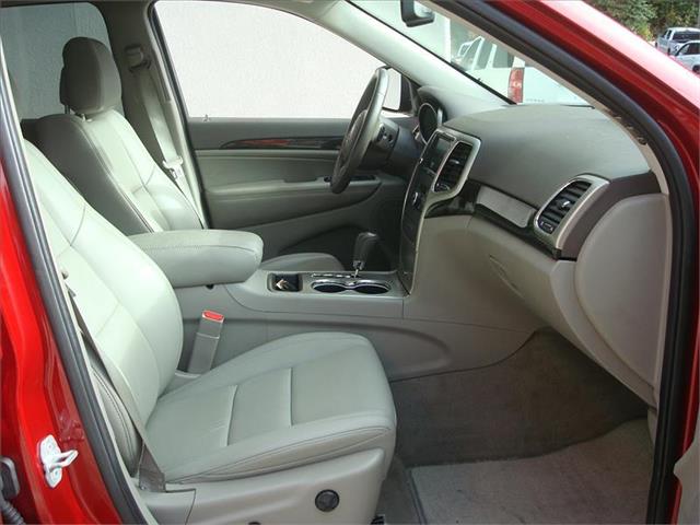 Jeep Grand Cherokee 2011 photo 1