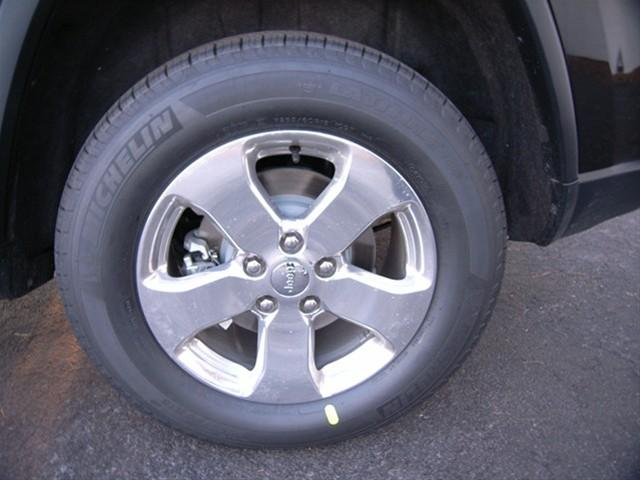 Jeep Grand Cherokee 2011 photo 5