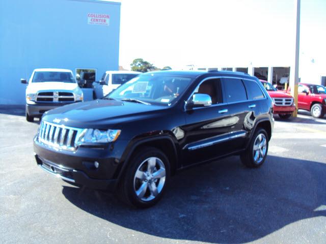 Jeep Grand Cherokee 2011 photo 1