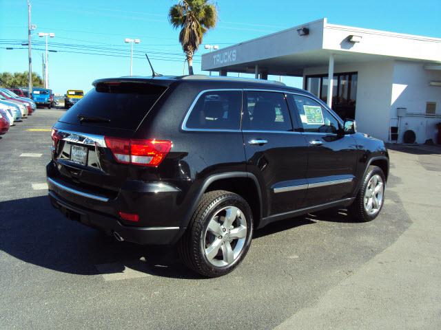 Jeep Grand Cherokee 2011 photo 3