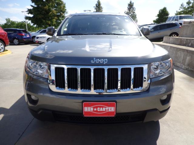 Jeep Grand Cherokee C3500 Silverado SUV